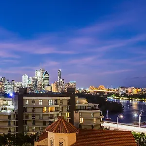 Hillcrest 4*, Brisbane Australia
