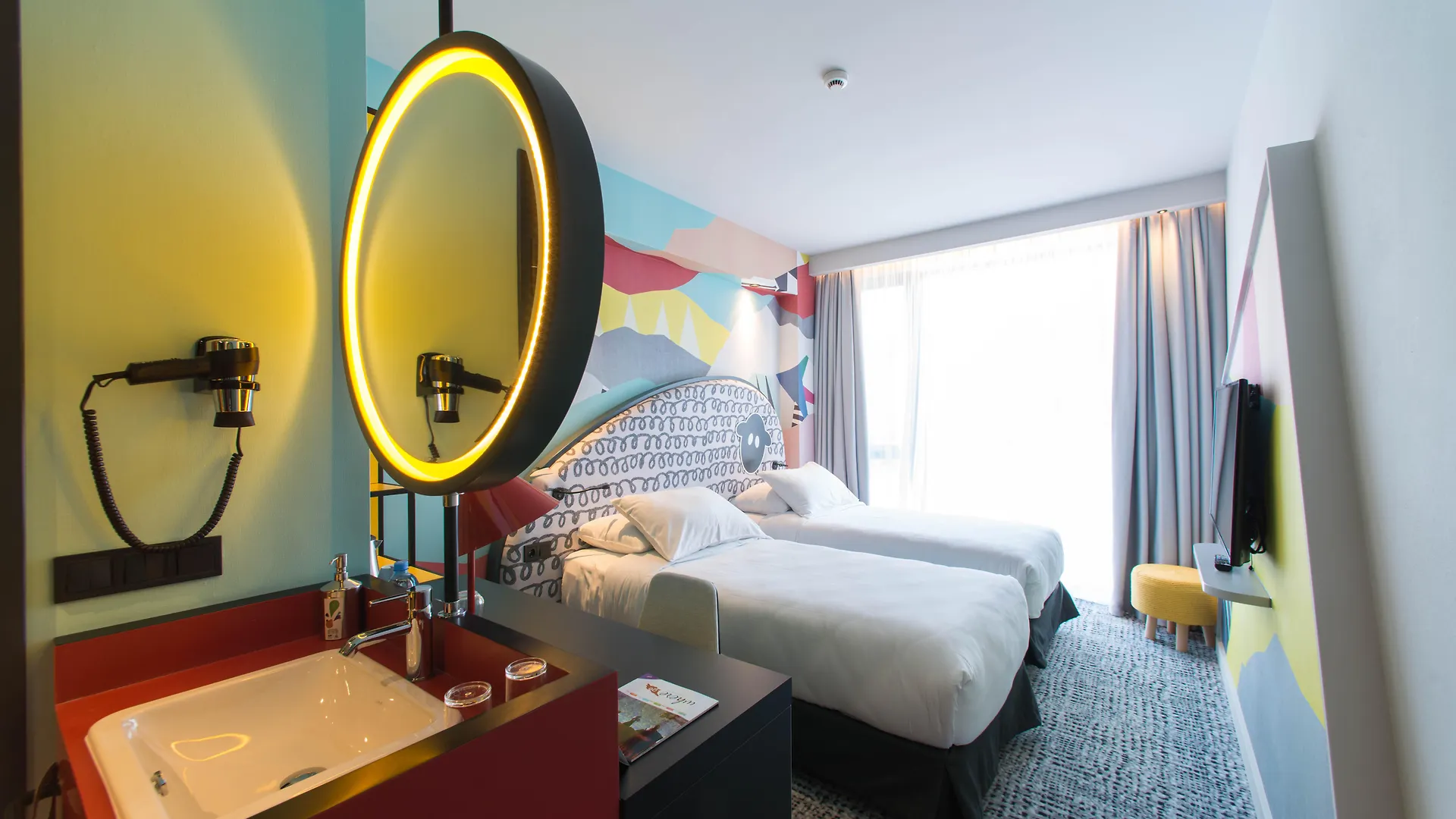 Ibis Styles Tbilisi Center 4*,  Georgia