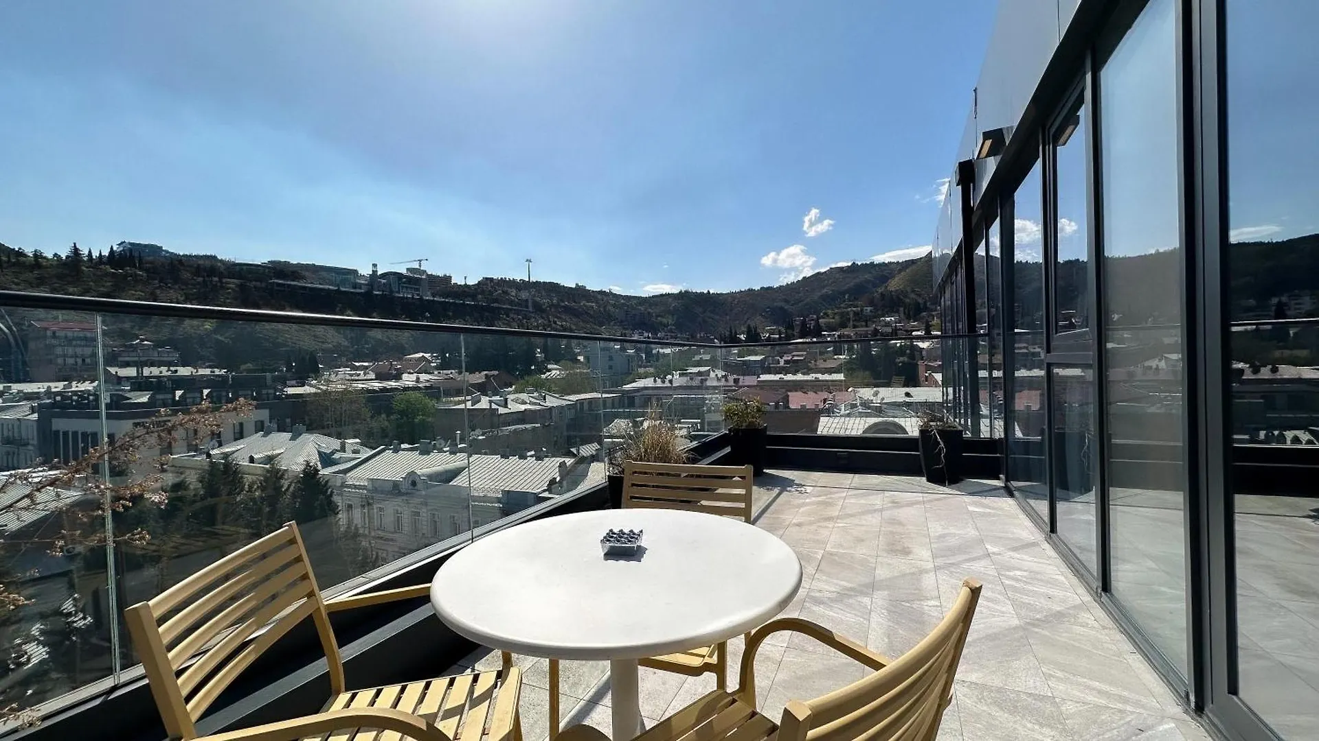 Ibis Styles Tbilisi Center 4*,